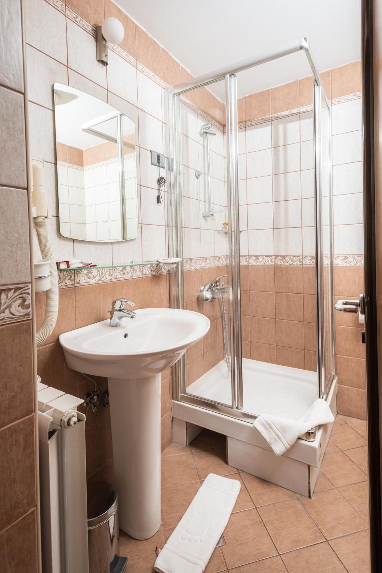 Pelister Skopje Quarto foto